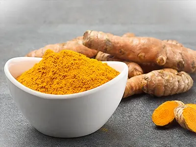 Applicazione dell'estratto di curcuma nei cosmetici